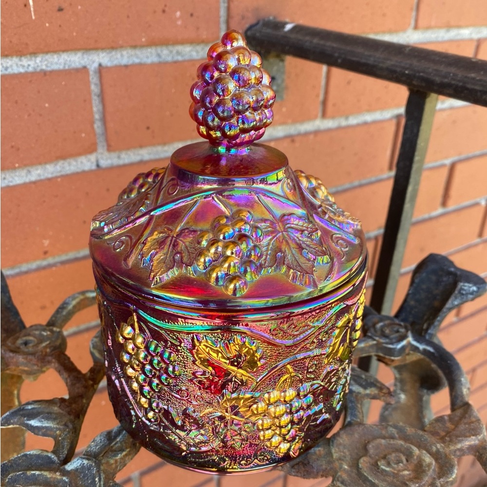 FENTON ART GLASS LTD EDITION PRESIDENT’S COLLECTION COVERED BOX W/ GRAPE… - Picture 7 of 16